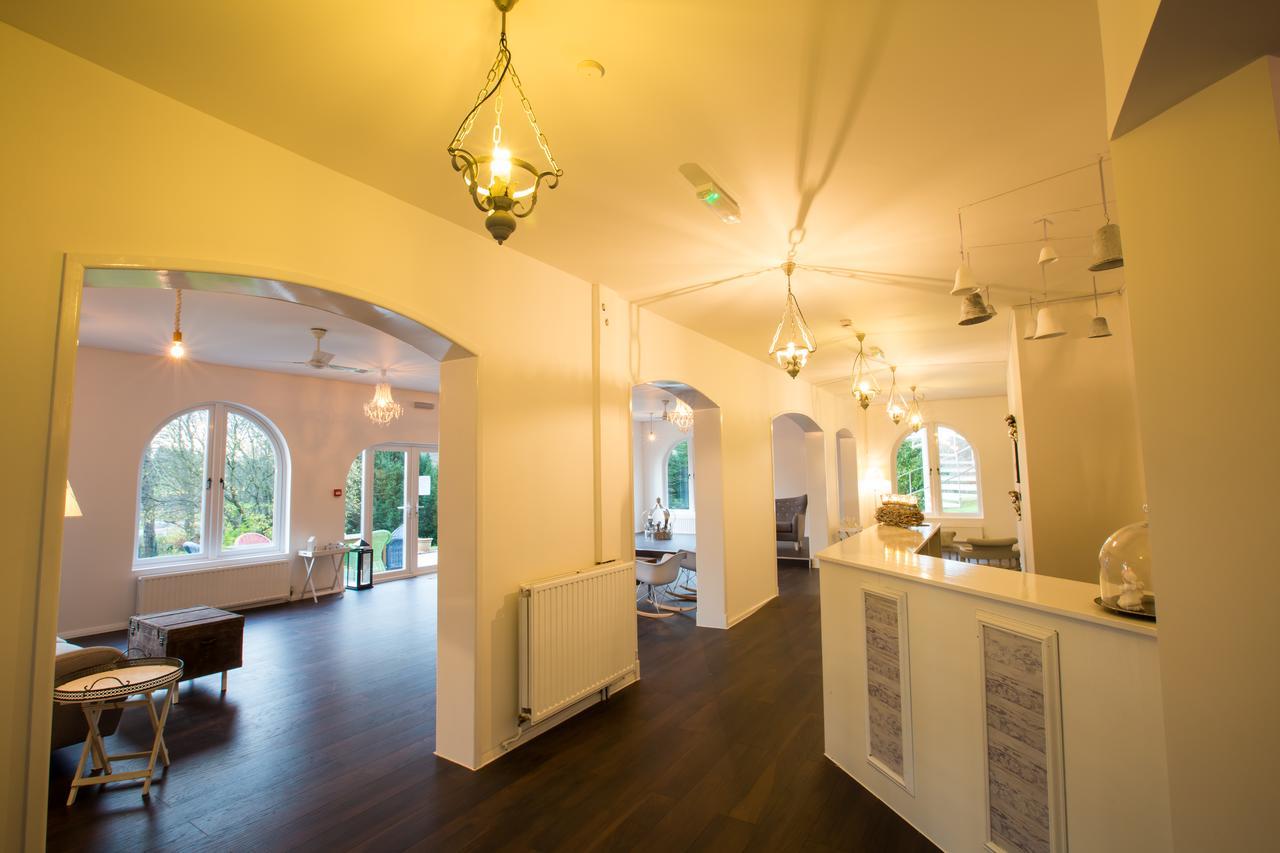 Gray Manor Hotel 콜더톤 외부 사진